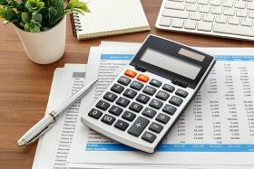 Calculating expenses and refunds